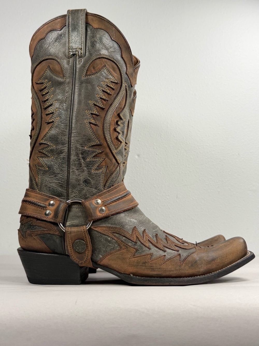 Stetson Outlaw Men’s Harness Boots Size 11.5 D “Distressed” Brown Leather